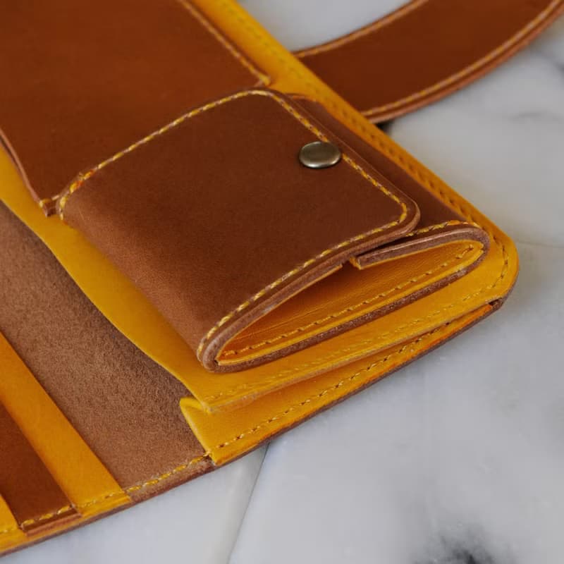 カード収納重視の長財布　No.6　ブッテーロ