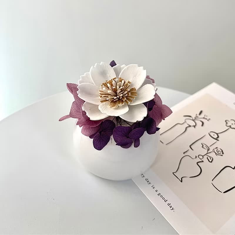 【艸弄花藝】擴香花禮盒-波斯菊 (附香氛精油)