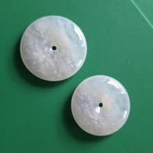 情侶款雪地意境平安扣吊墜 | 天然緬甸翡翠玉器 | 記念日禮物