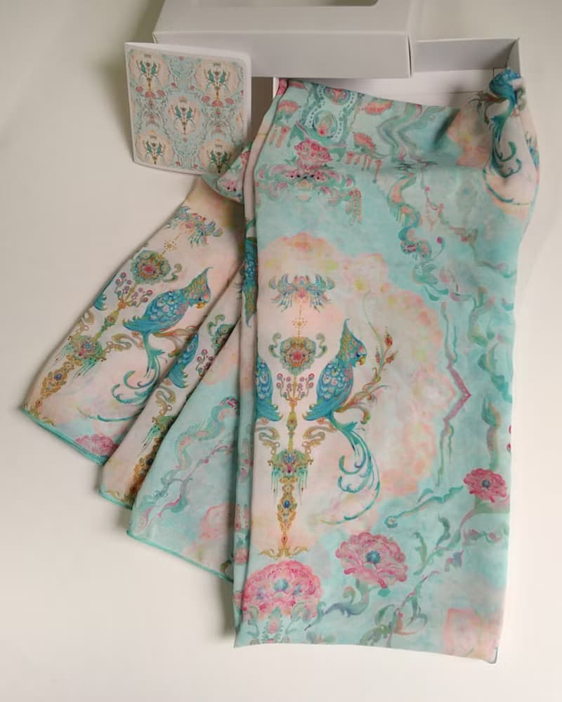 【華羽飾夢】鸚鵡 絲巾
