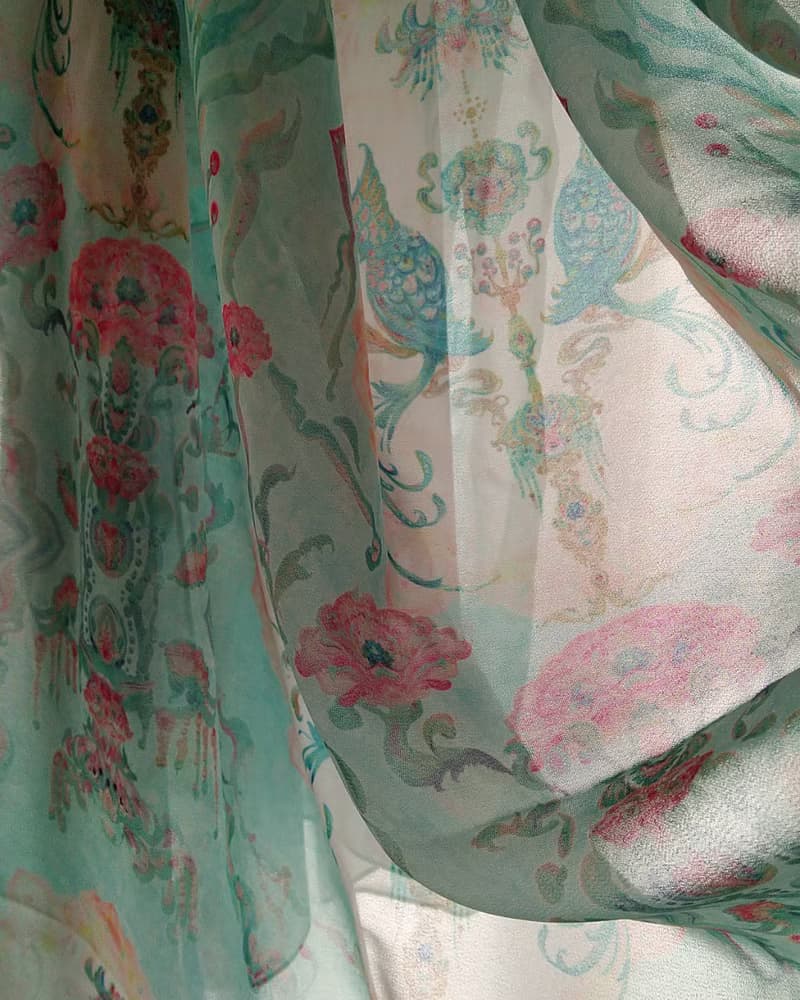 【華羽飾夢】鸚鵡 絲巾