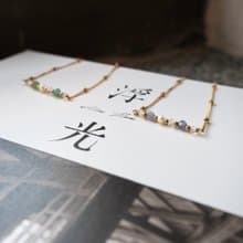 :: 花季浮光 :: 坦桑石 祖母綠石 淡水珍珠 赫基蒙水晶 細手鍊