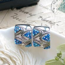 Vintage Jewelry 西洋古董飾品 寬版 簍空藍鑽 C圈 針式耳環