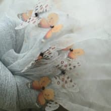 蝴蝶紗片+深淺色皺褶桑蠶絲薄紗雙層圍巾 霜白灰 Scarf