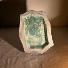 瓷盤-悠游於池中