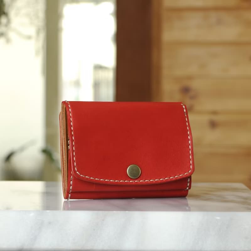 コンパクトな３つ折り財布　No.4　ブッテーロ