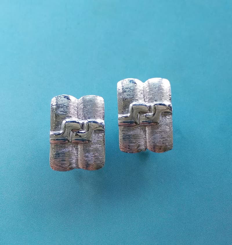Vintage Jewelry 西洋古董飾品 銀色調 前衛世代 夾式耳環