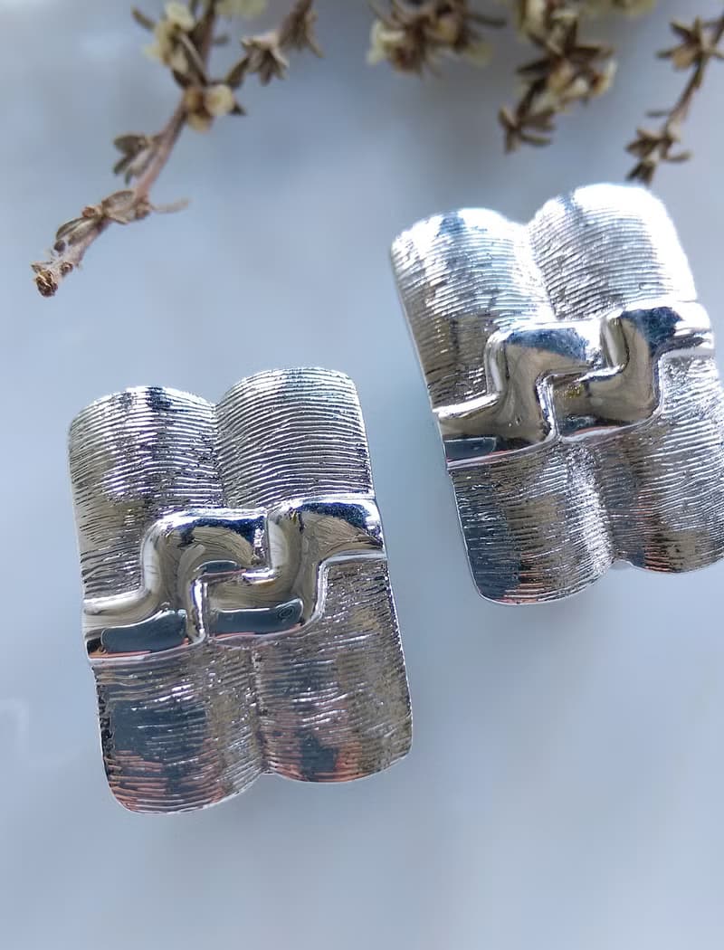 Vintage Jewelry 西洋古董飾品 銀色調 前衛世代 夾式耳環