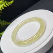 獨特 檸檬黃水晶手鐲 62MM 冰透閃片碎碎冰黃色水晶 聚財友誼運勢