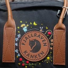 小王子與玫瑰花主題--kanken黑色包--手工刺繡訂製