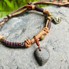 大自然的原創 & 一顆珊瑚蟲化石 | 藏式吉祥手繩 | 一物一圖