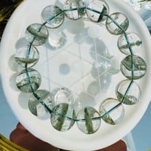 玻璃濃色翠綠招財千層綠幽靈水晶16cm85.3g正財事業貴人緣生意緣