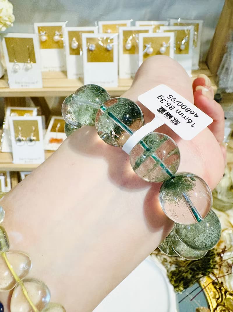 玻璃濃色翠綠招財千層綠幽靈水晶16cm85.3g正財事業貴人緣生意緣