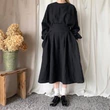 ベルギーリネンのタックリボンワンピース　ハンドメイド日本製　ナチュラルリネン