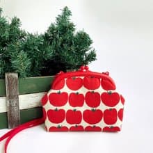 紅蕃茄和黑蕃茄彩色塑膠斜揹口金包/紅/黑