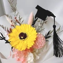 向日葵畢業花束(大)。情人節花束。生日花束。求婚花束。畢業花束