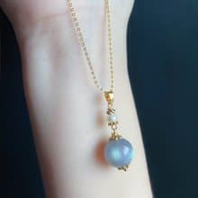 灰月光 拉長石 宇宙 手作吊墜 水晶 項鍊 禮物 珍珠 生日
