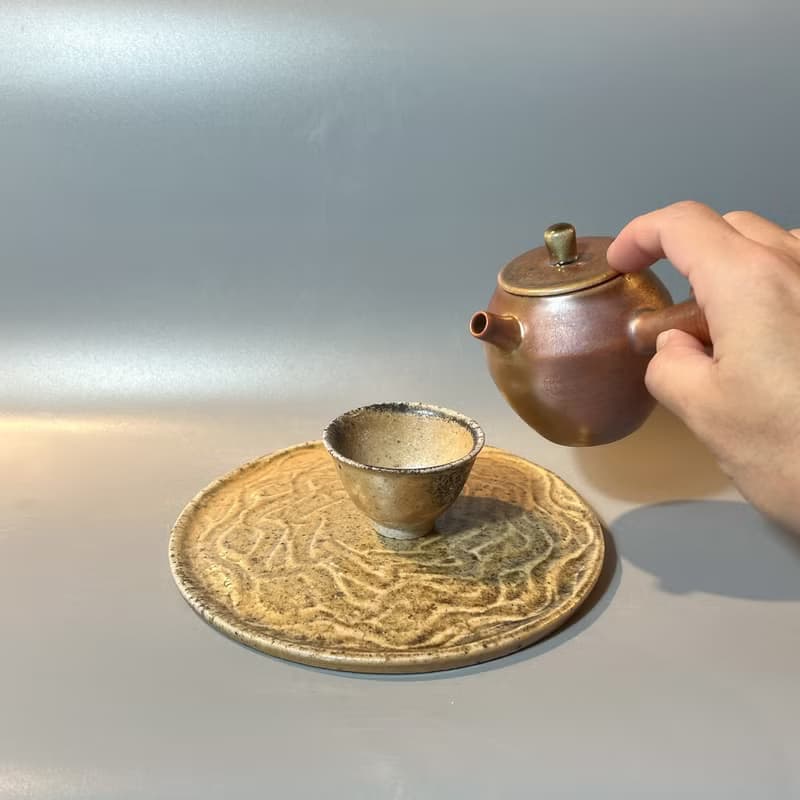 柴燒金彩玫瑰金側把茶壺 / 小平凡手作