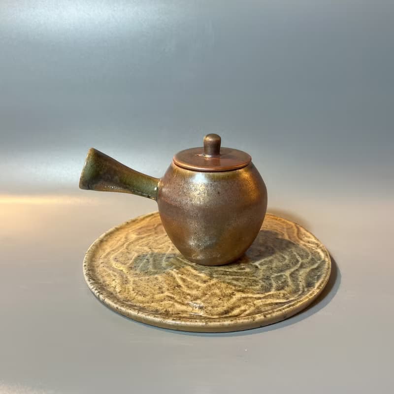 柴燒金彩玫瑰金側把茶壺 / 小平凡手作