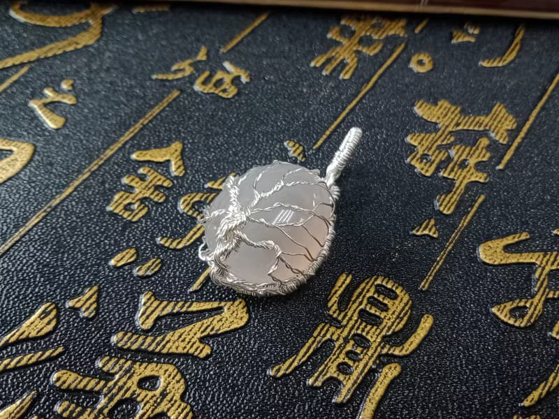 佚名山河。項鍊、擺件。小果子。瑪瑙。金屬編織
