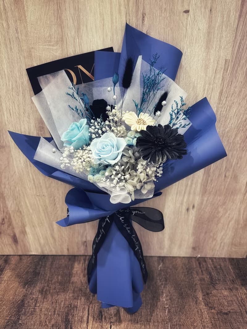 永生花束 不凋花束/畢業典禮/生日禮物/情人節/告白花束