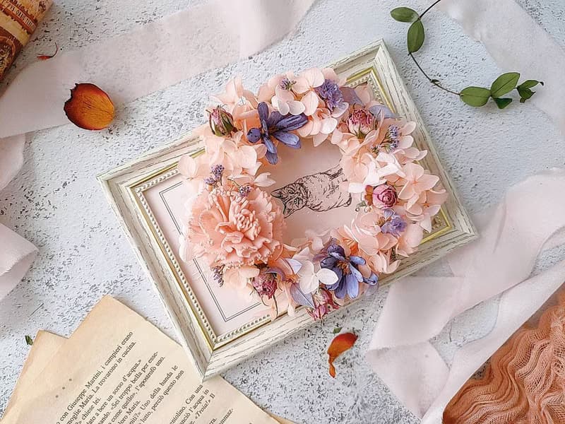 藍芯手作│康乃馨花圈・永生玫瑰 畢業花束 生日禮物 母親節禮盒
