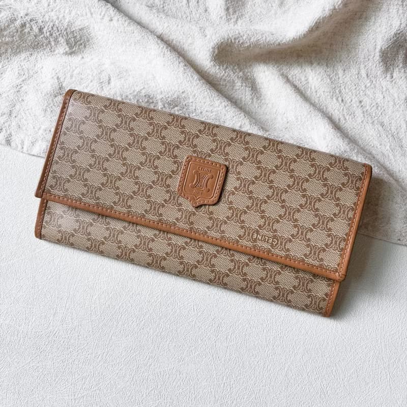 Vintage Celine 奶茶色皮標長夾