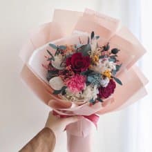 永生花 永生玫瑰花 康乃馨花束 母親節禮物 永生花束 求婚花束