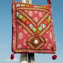 手工刺繡斜背包 民族風包 側背包 肩背包 手工包 刺繡包-沙漠花朵