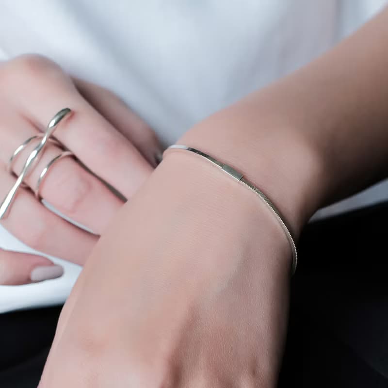 Space Ice - Magenta Mist - 簡約方蛇鍊手環-純銀