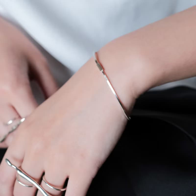 Space Ice - Magenta Mist - 簡約方蛇鍊手環-純銀