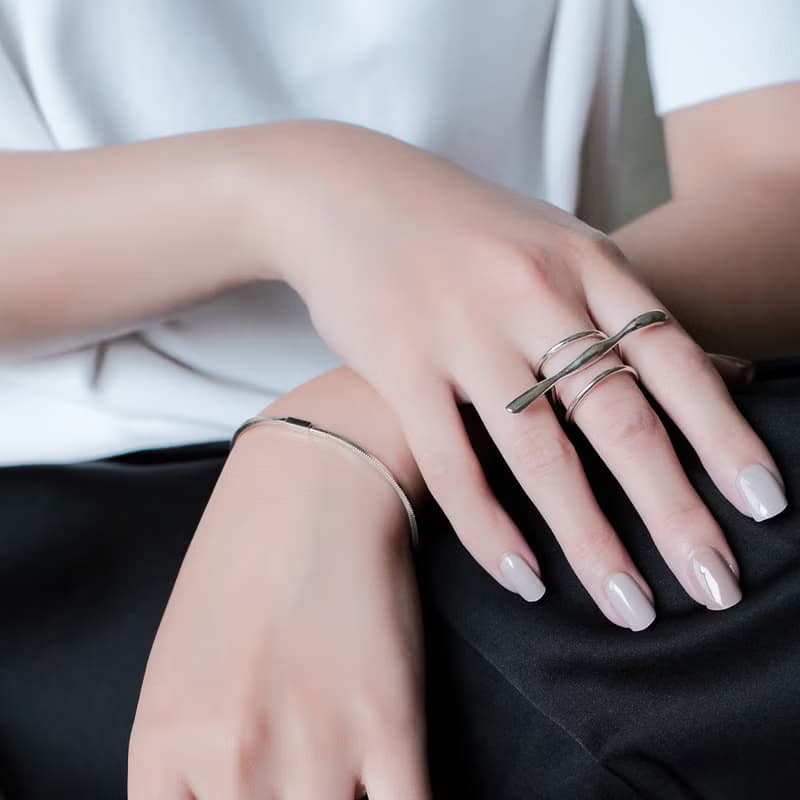 Space Ice - Magenta Mist - 簡約方蛇鍊手環-純銀