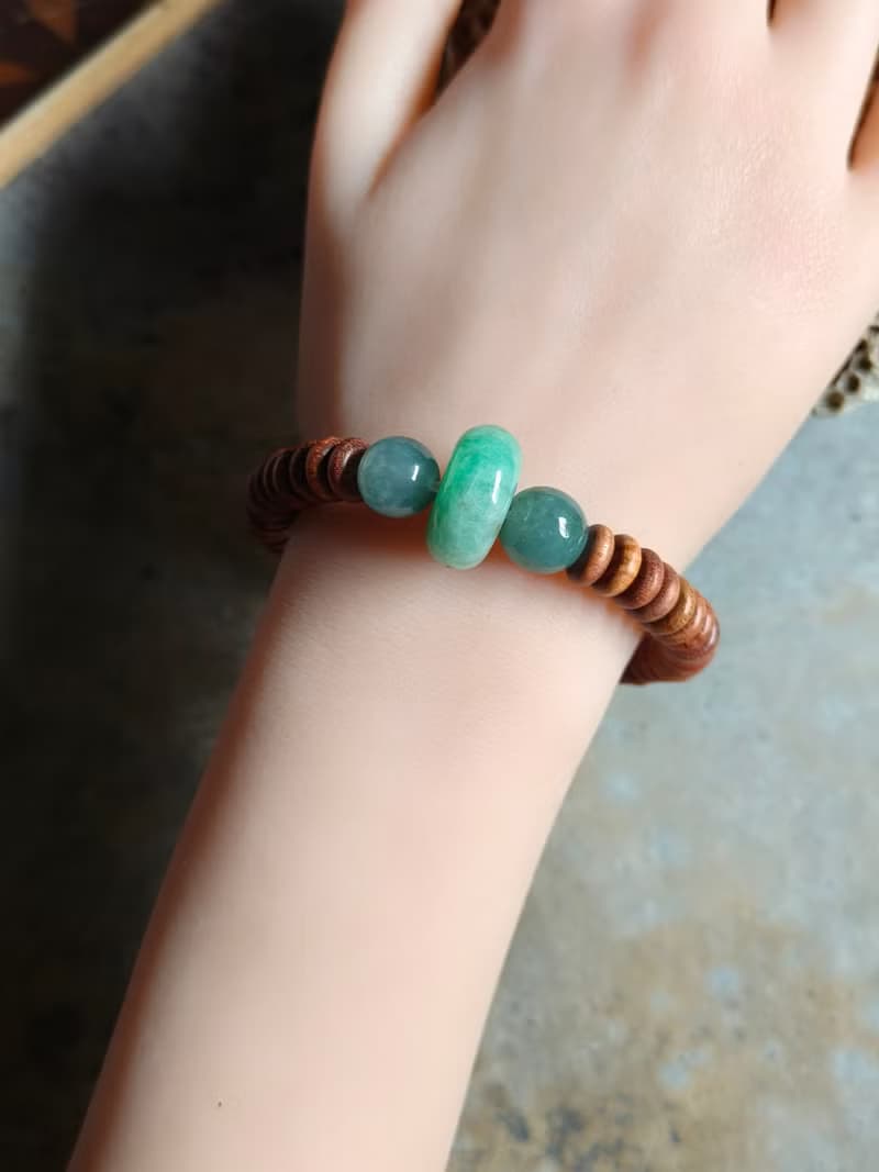 天然緬甸翡翠綠糯冰算盤珠 湖水糯冰圓珠 創作手鍊 花梨木平安扣