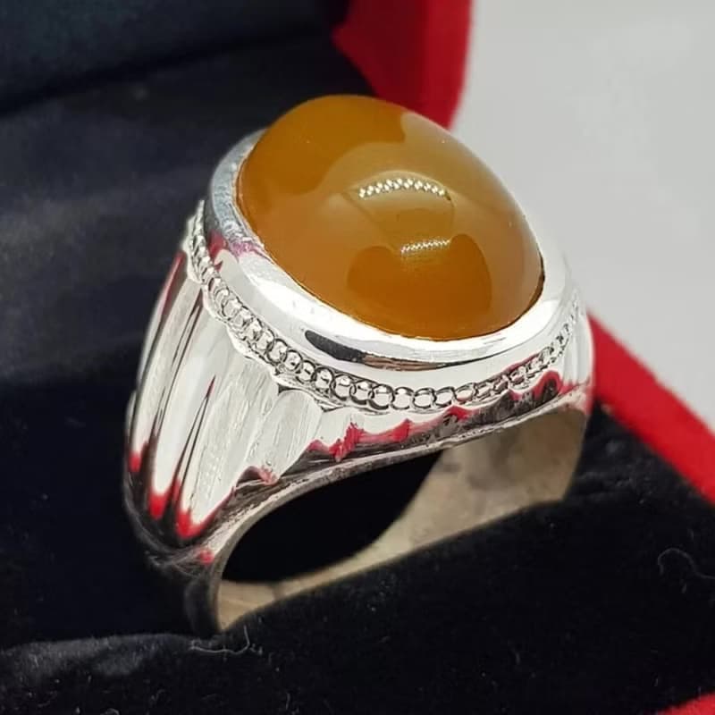 Zard aqeeq ring Yemeni Agate stone, Yellow aqeeq mens ring, Old Deep yellow ring