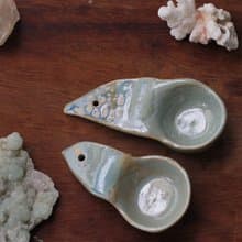 純手捏藍綠色小鳥形象陶瓷湯匙/陶匙(1對)