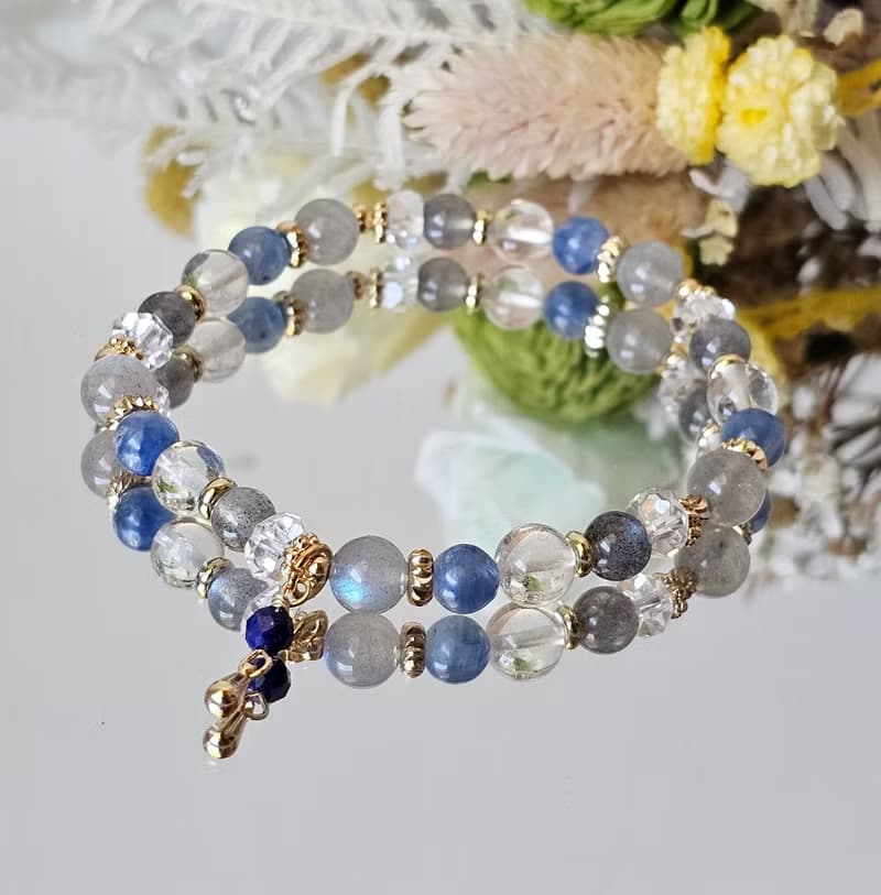 雨後清晨-拉長石/原色藍晶石/白水晶/水晶手鍊/療癒系水晶/