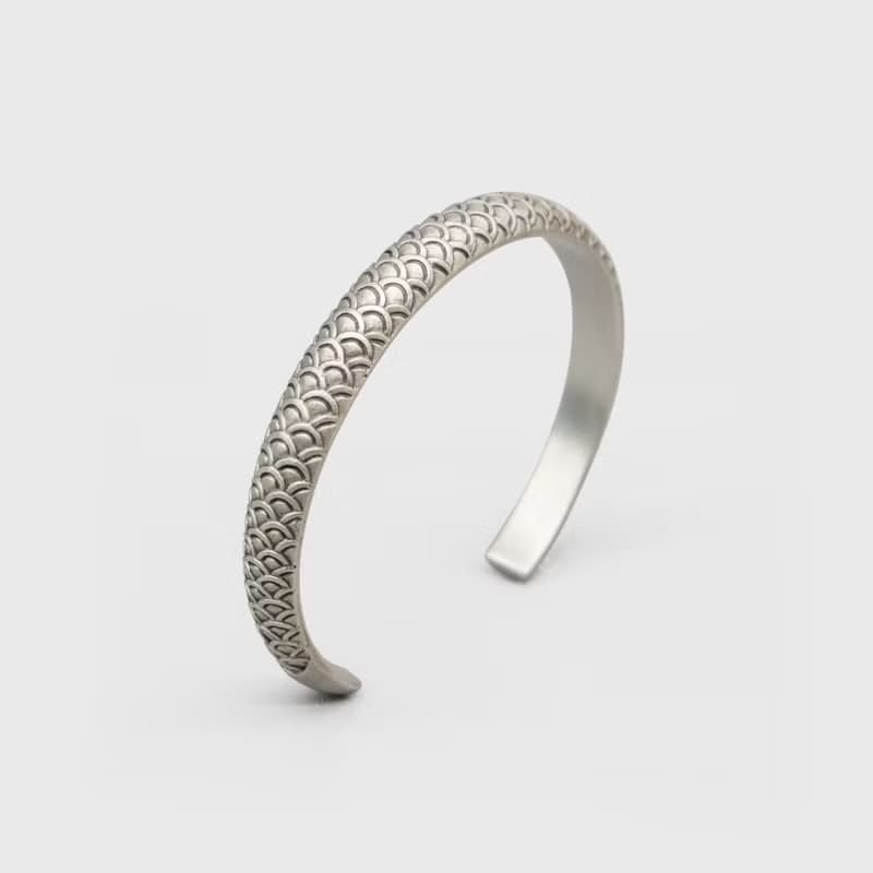 Scale Bangle / DB-3