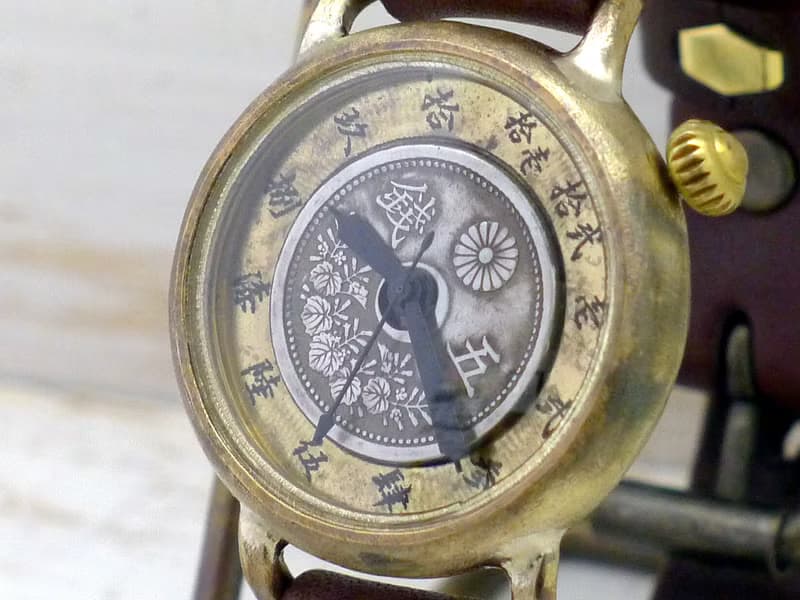 手作り腕時計  倭ノ刻四(わのこくよん)  五銭硬貨&大字文字盤 約34mmBrass (377)