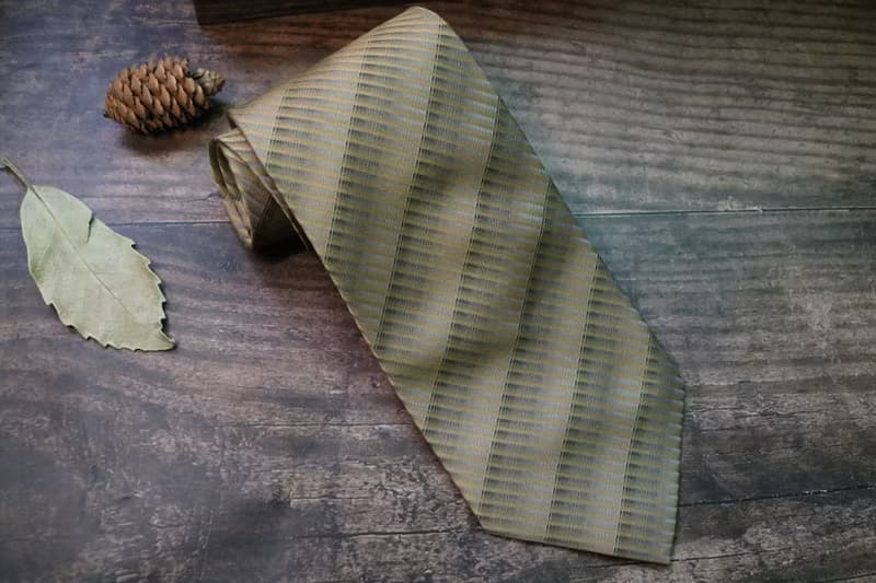 黃色細條紋紳士真絲領帶商務正裝necktie