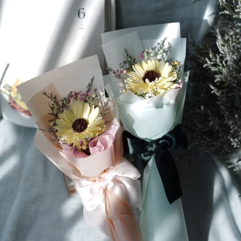 未完待續 | 向日葵 乾燥花 畢業花束  現貨+預購  橘包裝下單區