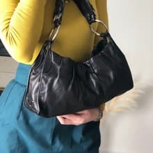 【 日本直送　名牌中古包 】PRADA プラダ ショルダーバッグ ブラック トライアングルロゴ レザー ホーボーバッグ vintage オールド bs6gm7