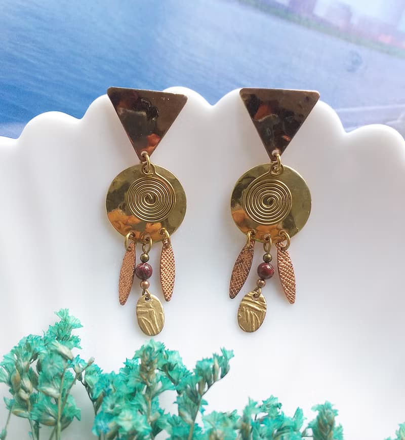 Vintage Jewelry 西洋古董飾品 金銅色調  民族祭典  針式耳環