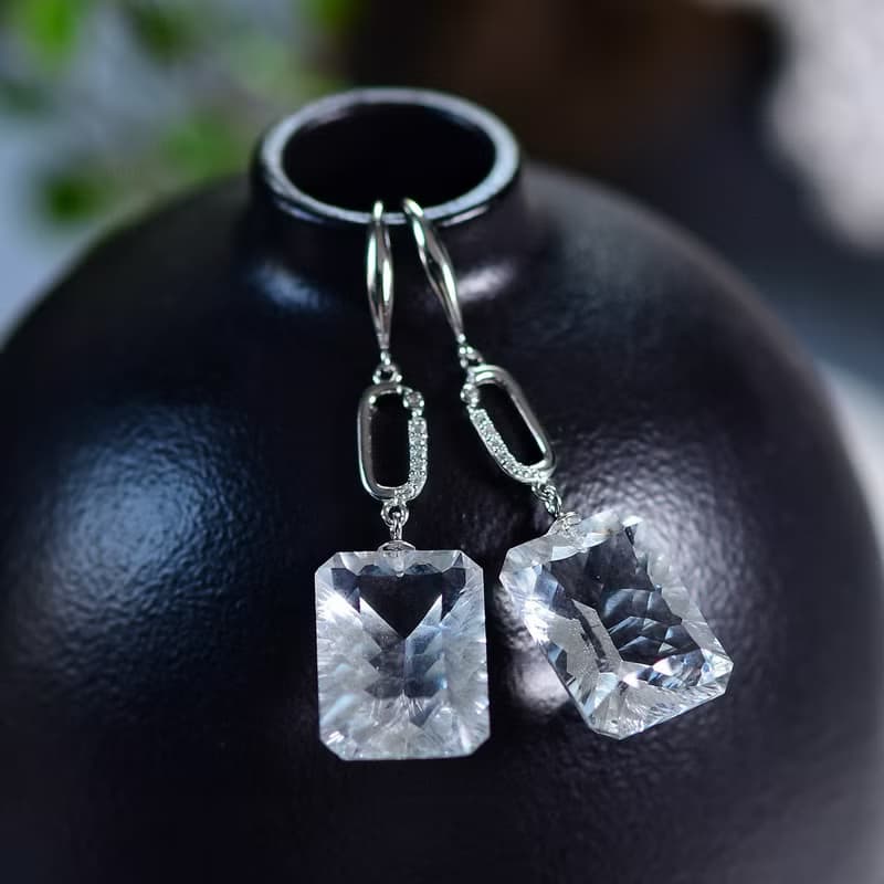 純天然白水晶切面長方形鳥巢耳墜 高冰起熒光 底色潔白均勻