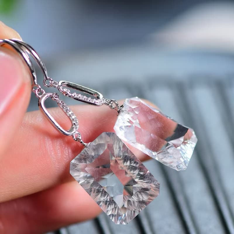 純天然白水晶切面長方形鳥巢耳墜 高冰起熒光 底色潔白均勻