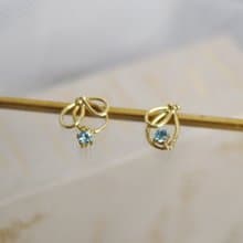 纏繞繪水晶 不對稱耳環(耳針式)  黃銅