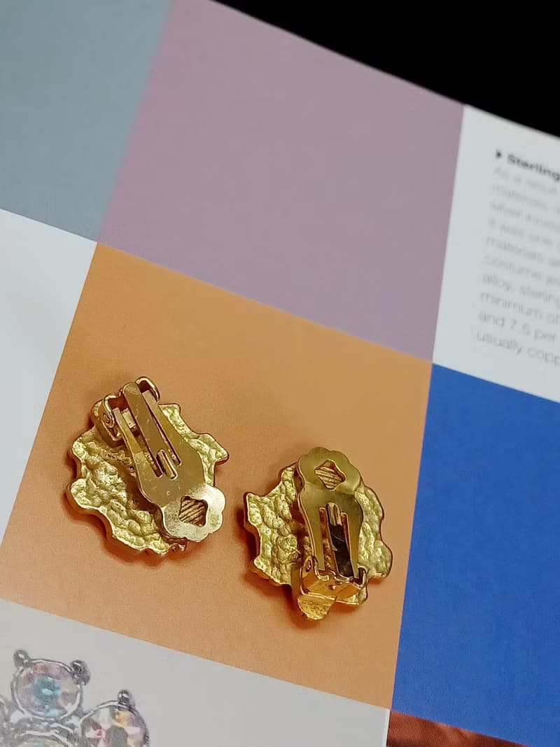 vintage jewelry  古典霧金立體緞帶結 夾式耳環