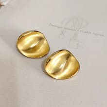 vintage jewelry  典雅金色雲彩意象 夾式耳環