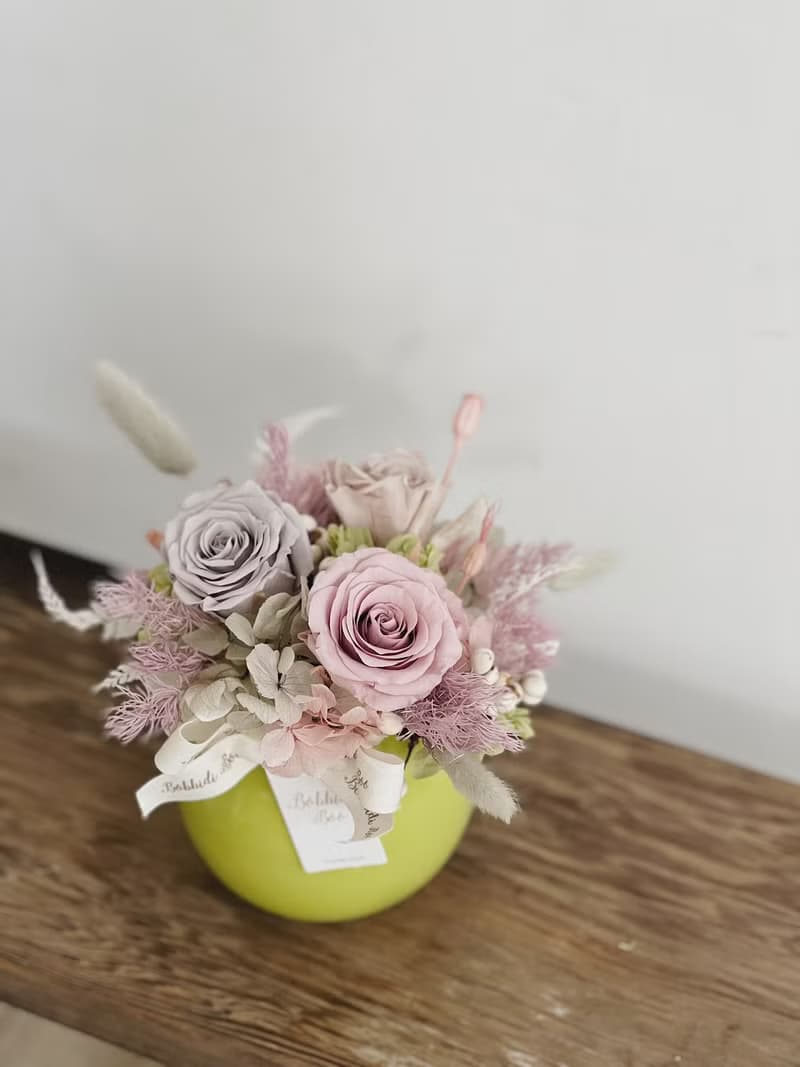 【永生玫瑰花盆花】• 情人節禮物/生日禮物/永生花/永生玫瑰花