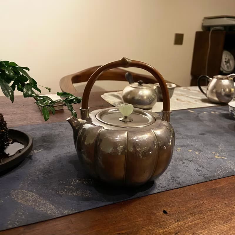 手工純銀紫皮南瓜壺  一張口打出