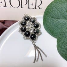【西洋古董飾品】美垂墜流蘇銀擺動 黑珠裝飾風萊茵 胸針胸章